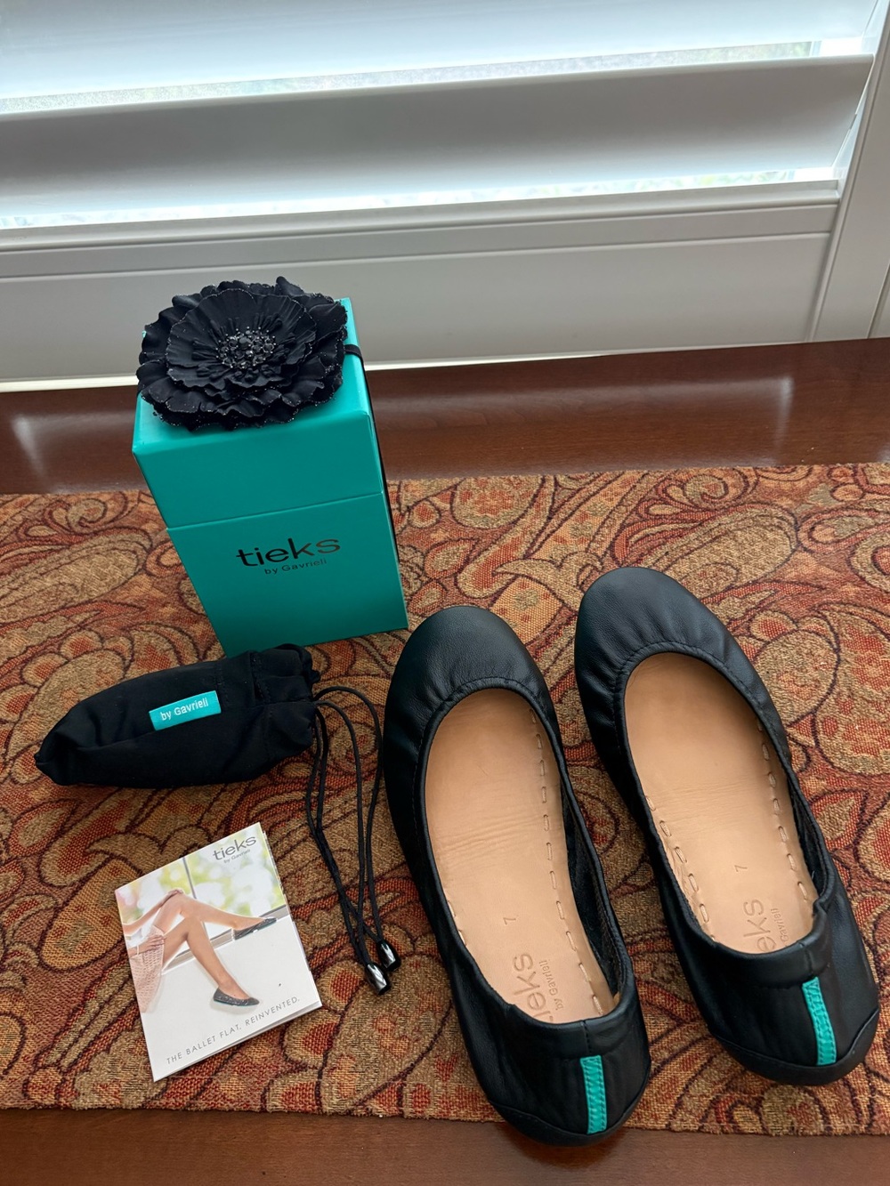 Tieks Classic Matte Black Ballet Flats Size 7 Very Good Condition